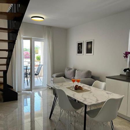 זאדאר Holiday Home Bajlo מראה חיצוני תמונה