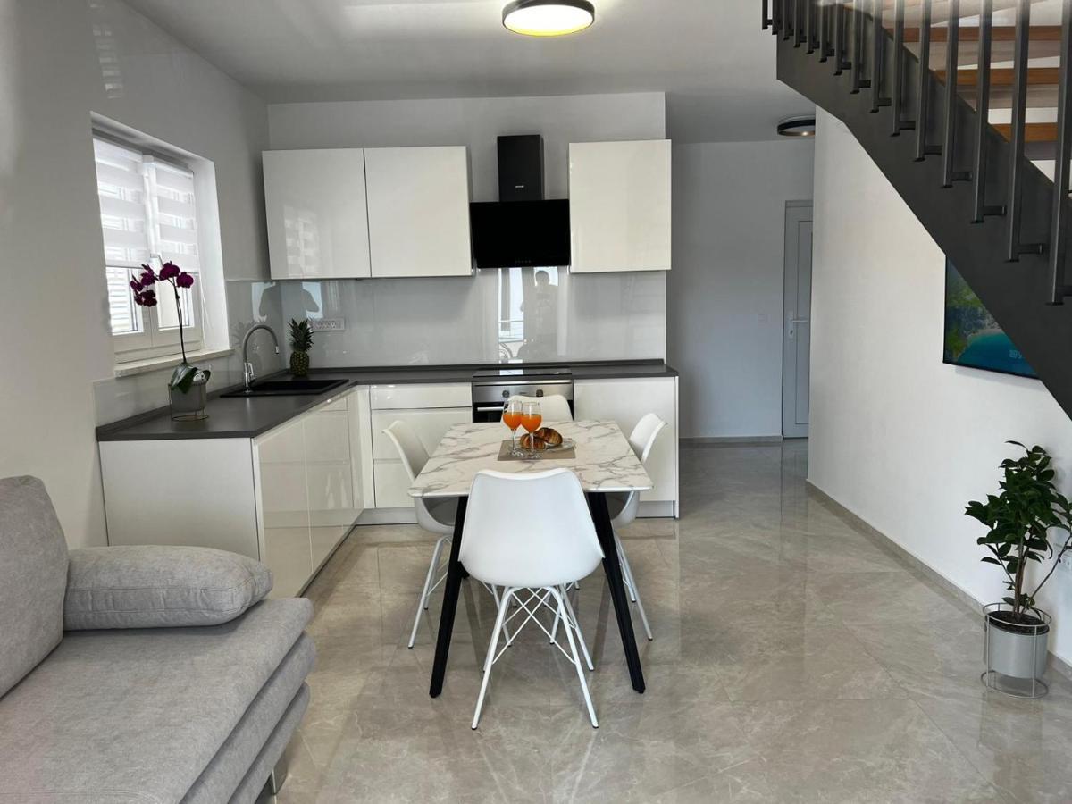 זאדאר Holiday Home Bajlo מראה חיצוני תמונה