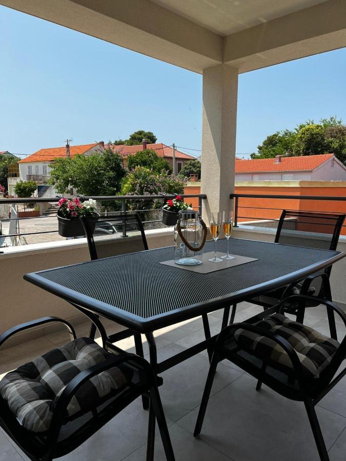 זאדאר Holiday Home Bajlo מראה חיצוני תמונה