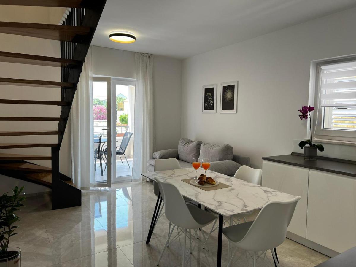 זאדאר Holiday Home Bajlo מראה חיצוני תמונה