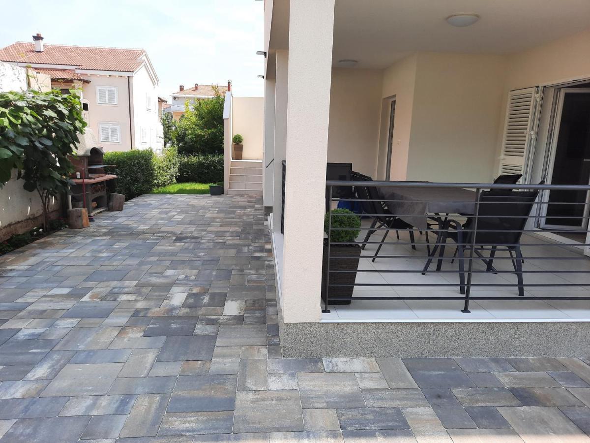 זאדאר Holiday Home Bajlo מראה חיצוני תמונה